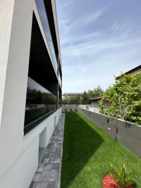 Monachus Apartments